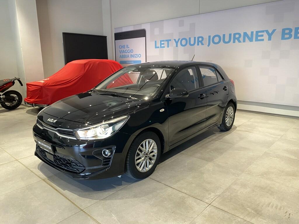 Kia Rio Style